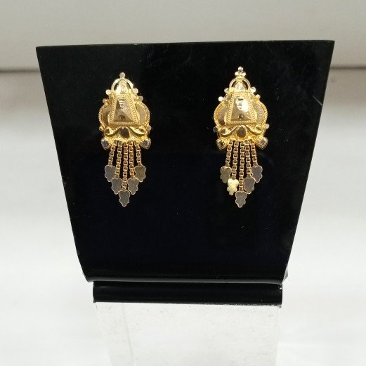 Plain Gold Earrings - Minimalistic and Elegant Designs | Shop Now –  Jewelegance