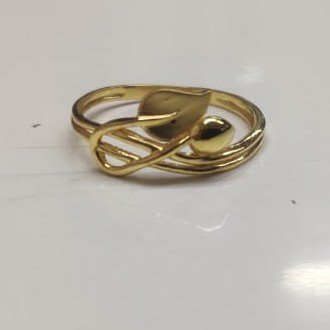22 kt gold ring