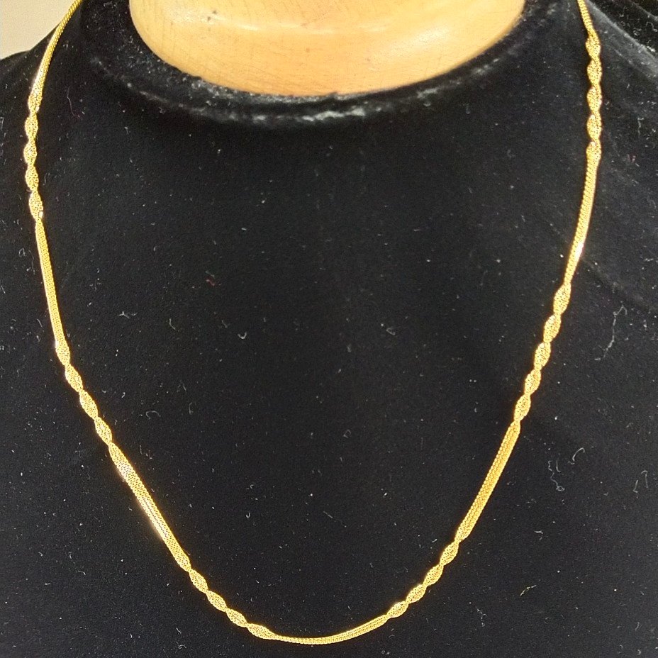 22 kt gold fancy chain